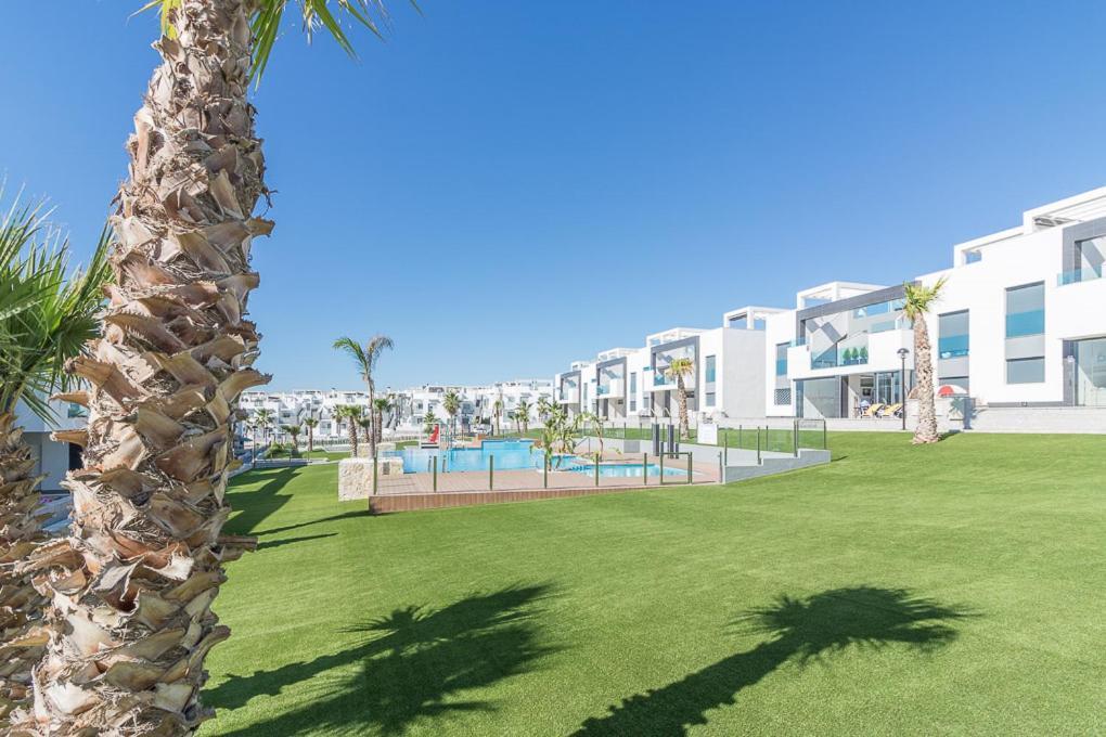 Calle Bullas Topfloor Lejlighed Torrevieja Luaran gambar