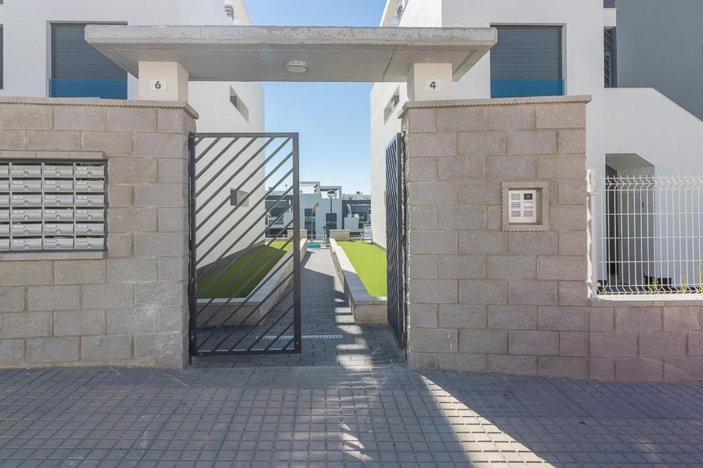Calle Bullas Topfloor Lejlighed Torrevieja Luaran gambar